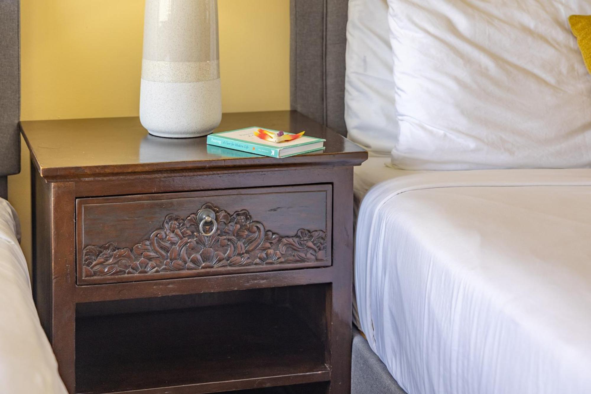 Beautiful 1Br, Steps To Waikiki Beach And Parking 호놀룰루 외부 사진