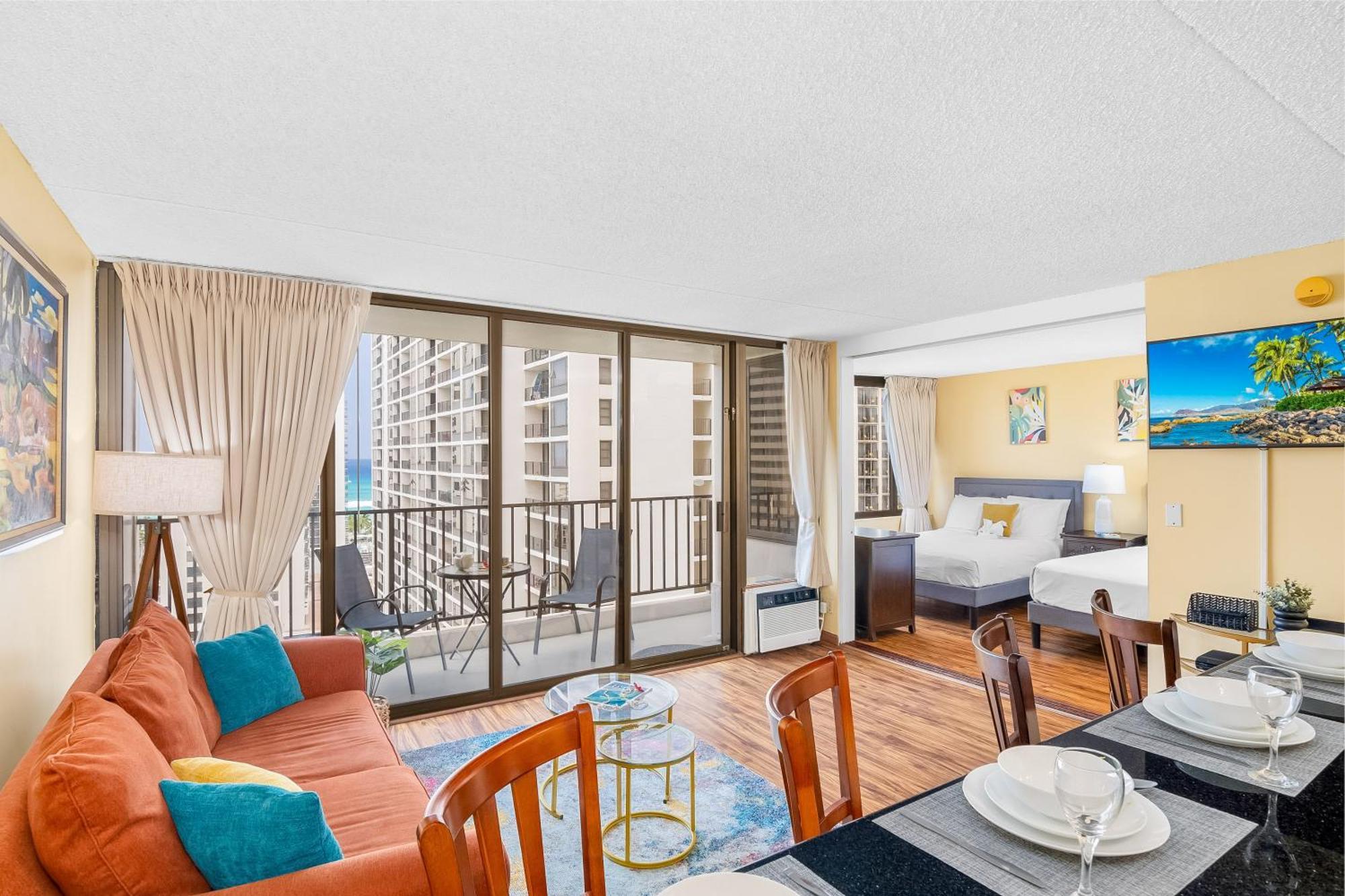 Beautiful 1Br, Steps To Waikiki Beach And Parking 호놀룰루 외부 사진